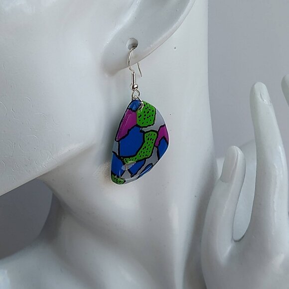 Boucles d’oreilles en pâte polymère faites à la main de couleur multicolore - Picture 6 of 7